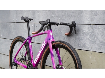 Bianchi Impulso RC SHIMANO GRX DI2 2X12 DISC Miami Drip 2026 velikost S